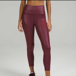 Wunder Train High Rise Tight 25” Radiate Foil Print Red Merlot. Size 4